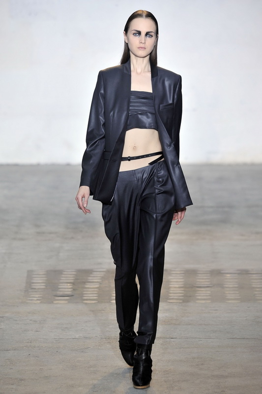 Kris Van Assche 10ĸDƬ
