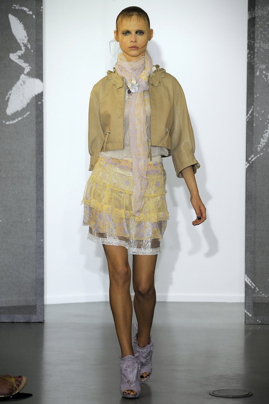 Nina Ricci 10ĸDƬ