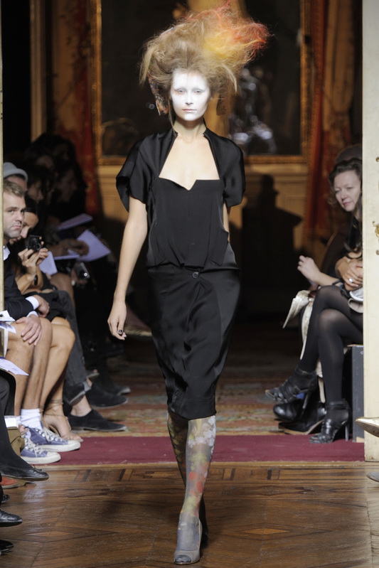 Vivienne Westwood 10ĸDƬ