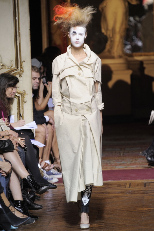 Vivienne Westwood 10ĸDƬ