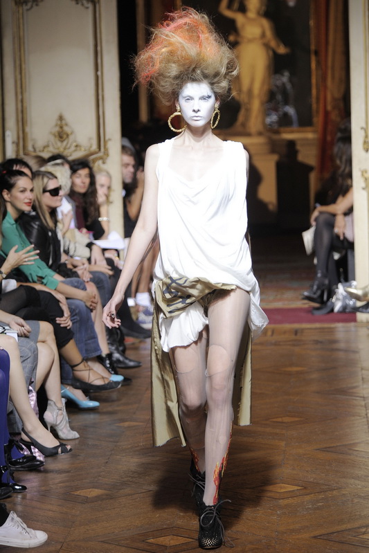Vivienne Westwood 10ĸDƬ