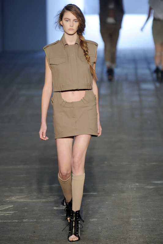 Alexander Wang 10ĸDƬ