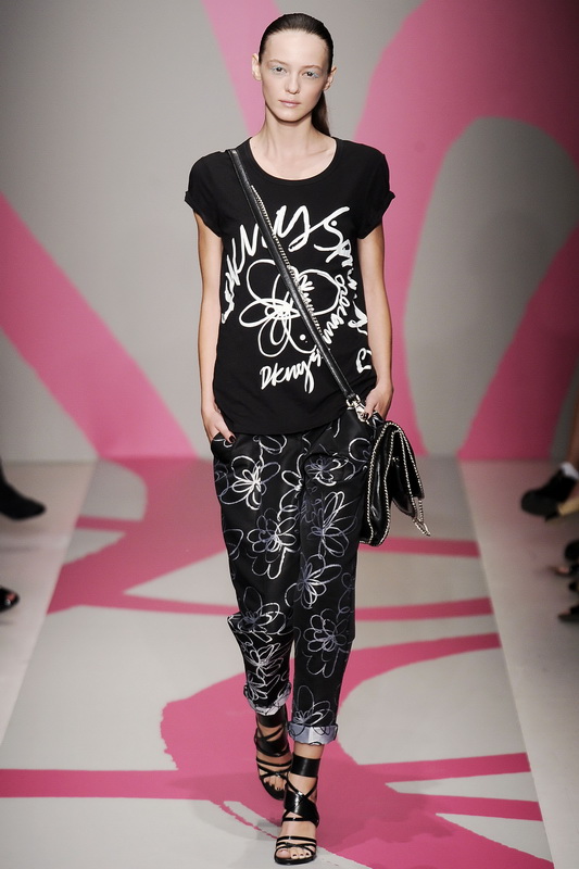 DKNY 10ĸDƬ