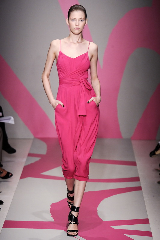 DKNY 10ĸDƬ