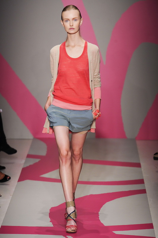 DKNY 10ĸDƬ