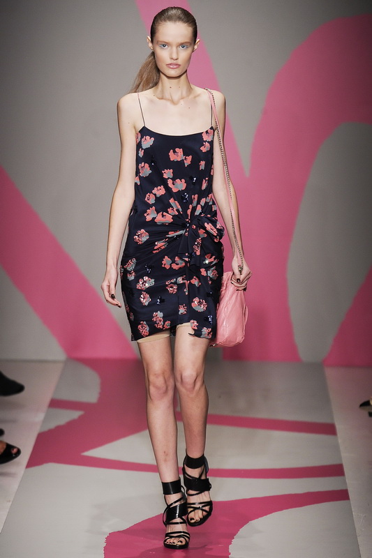 DKNY 10ĸDƬ