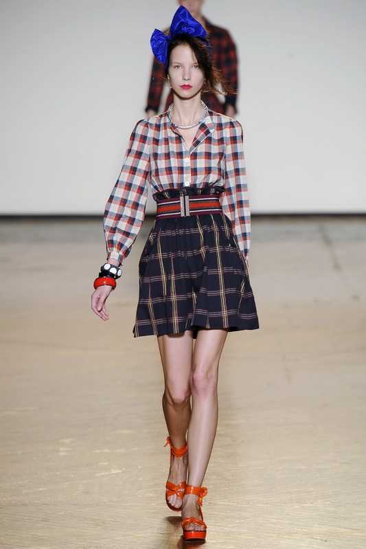 Marc by Marc Jacobs 10ĸDƬ