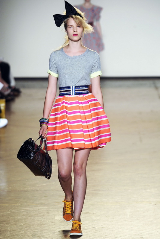 Marc by Marc Jacobs 10ĸDƬ