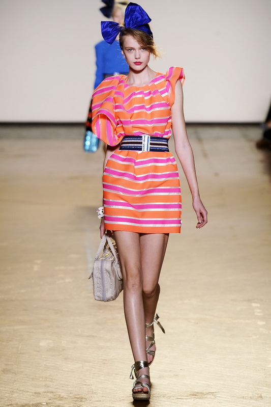 Marc by Marc Jacobs 10ĸDƬ