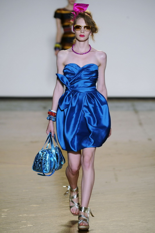 Marc by Marc Jacobs 10ĸDƬ