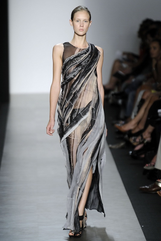 Max Azria Collection 10ĸDƬ