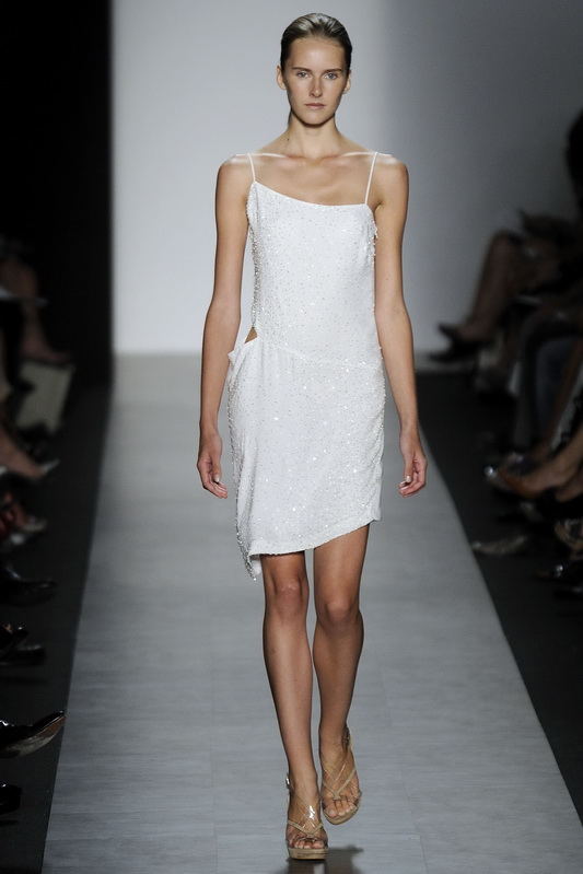 Max Azria Collection 10ĸDƬ