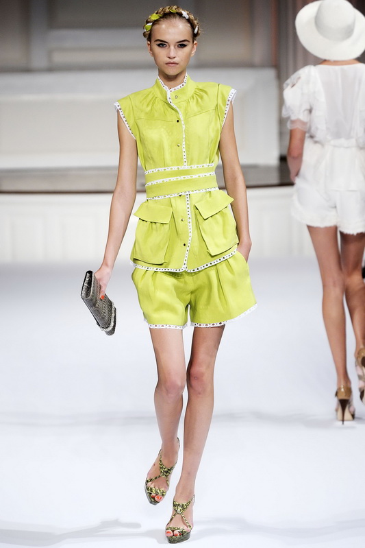 Oscar De La Renta 10ĸDƬ