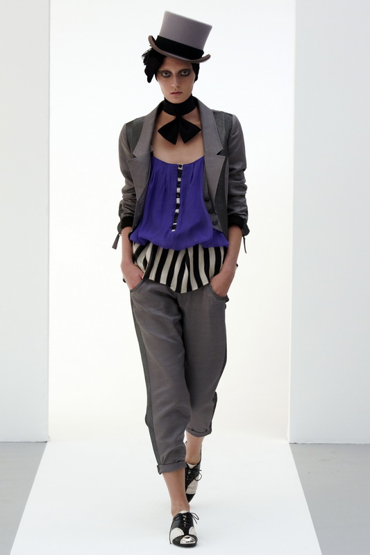 Temperley London 10ĸDƬ