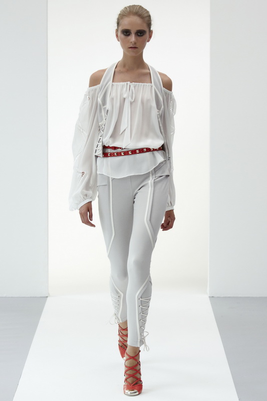 Temperley London 10ĸDƬ