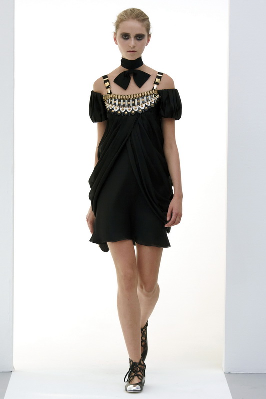 Temperley London 10ĸDƬ
