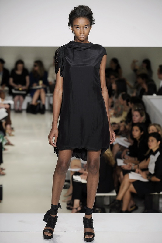 Vera Wang 10ĸDƬ