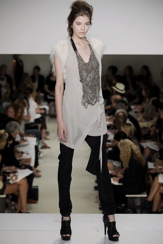 Vera Wang 10ĸDƬ