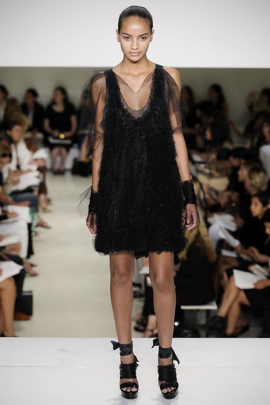 Vera Wang 10ĸDƬ