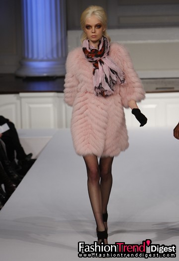 Oscar de la Renta 10ﶬDƬ