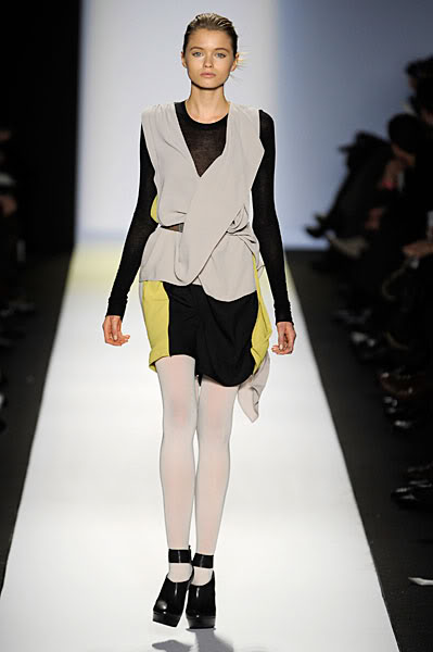 Bcbg MaxAzria 10ﶬDƬ