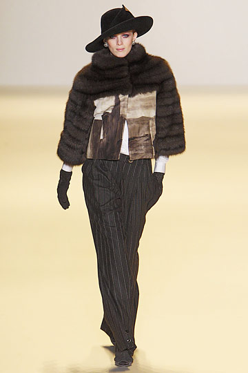 Carolina Herrera 10秋冬