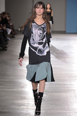 Jonathan Saunders 10ﶬDƬ