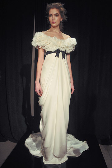 Marchesa 10ﶬDƬ
