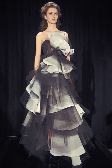 Marchesa 10ﶬDƬ