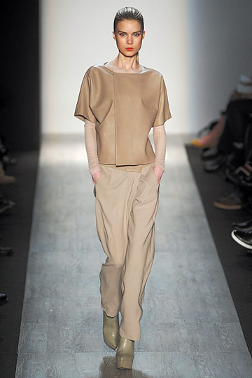 Max Azria Collection 10ﶬDƬ