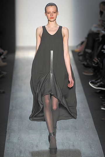 Max Azria Collection 10ﶬDƬ