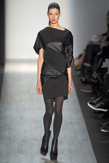 Max Azria Collection 10ﶬDƬ