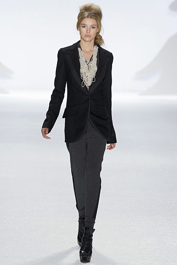 Vera Wang 10ﶬDƬ