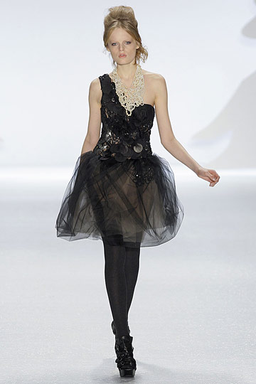 Vera Wang 10ﶬDƬ