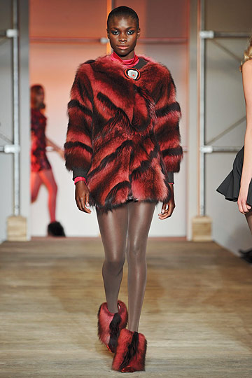 Zac posen 10ﶬDƬ