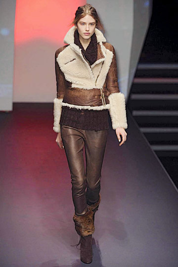 C N C by Costume National 10ﶬDƬ