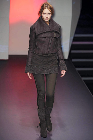 C N C by Costume National 10ﶬDƬ