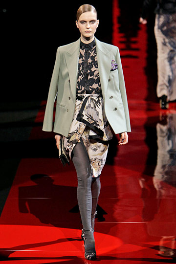 Etro 10ﶬDƬ