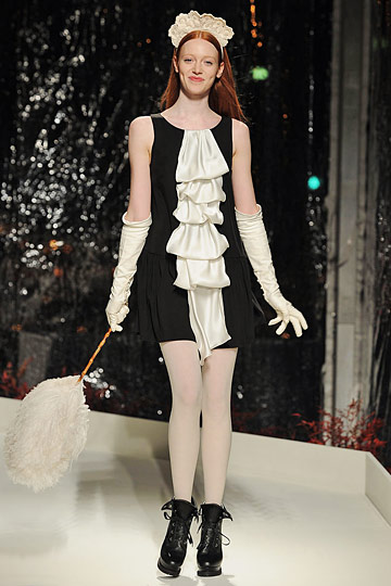 Moschino - Cheap & Chic 10ﶬDƬ