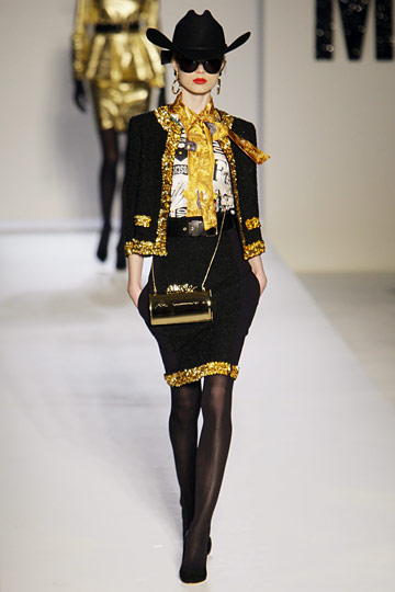 Moschino 10ﶬDƬ