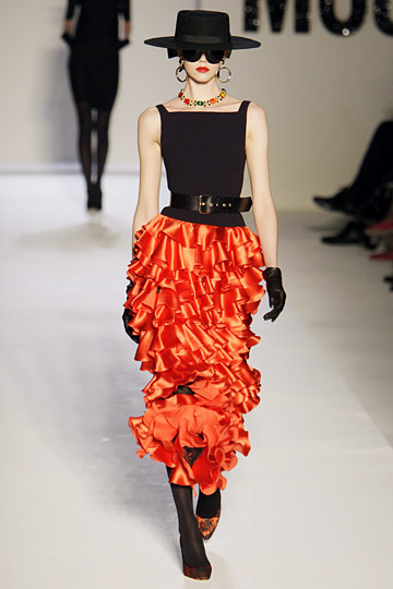 Moschino 10ﶬDƬ