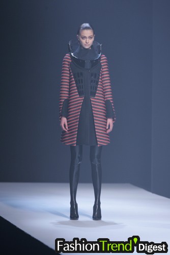 Hussein Chalayan 07ﶬDƬ