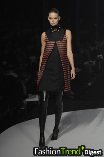 Hussein Chalayan 07ﶬDƬ