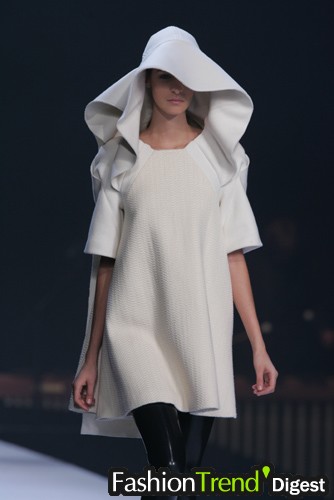 Hussein Chalayan 07ﶬDƬ