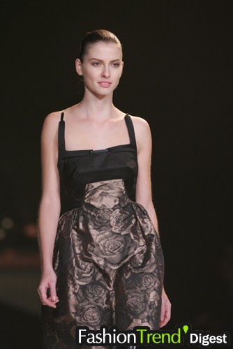 Hussein Chalayan 07ﶬDƬ