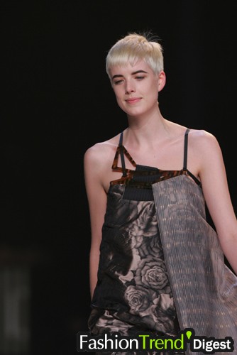 Hussein Chalayan 07ﶬDƬ