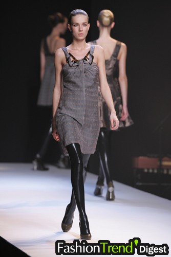 Hussein Chalayan 07ﶬDƬ