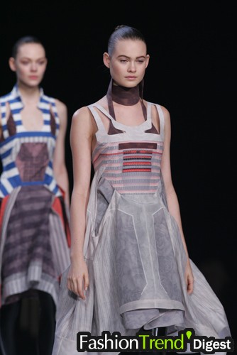Hussein Chalayan 07ﶬDƬ