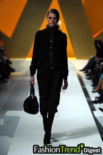 Moschino 07ﶬDƬ