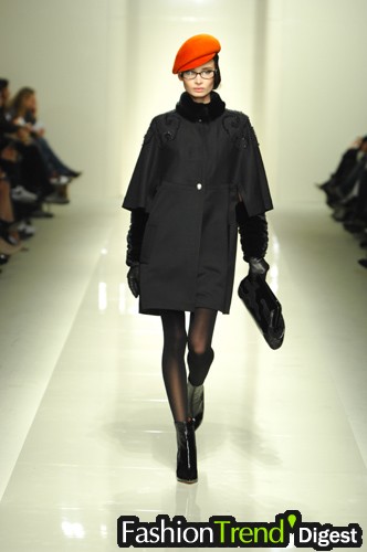 Pollini By Rifat Ozbek 07ﶬDƬ